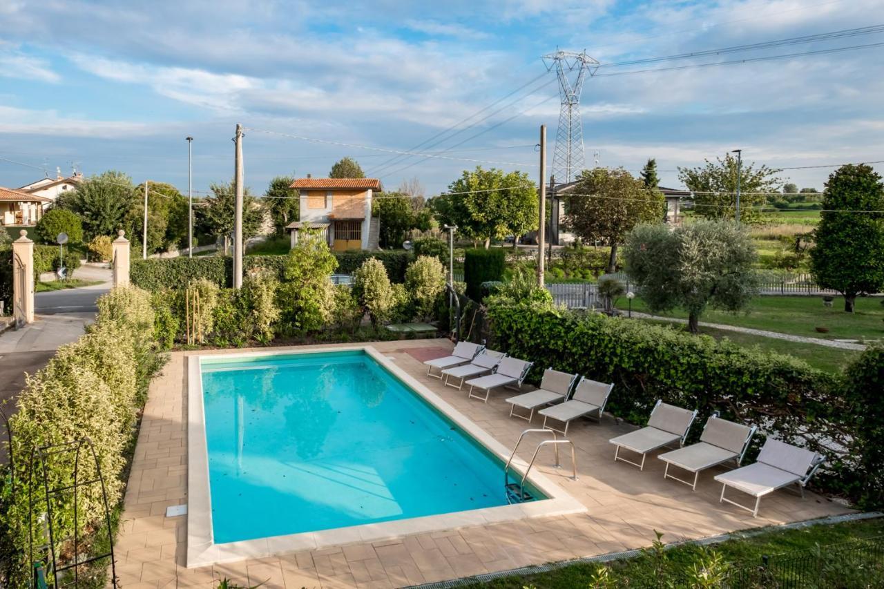 Residenza Oleandro Apartment Десенцано дел Гарда Екстериор снимка
